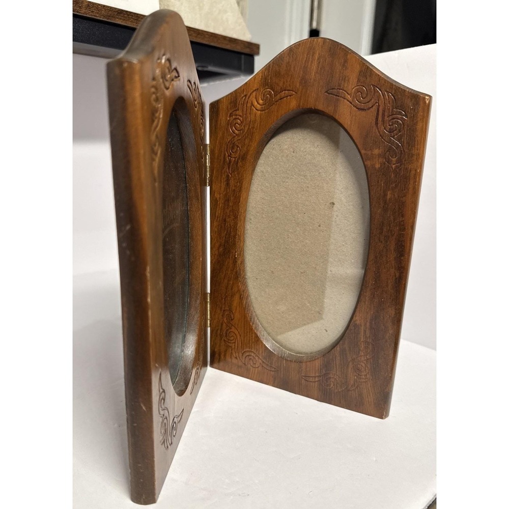 VTG Country Oval Wood Double Picture Frame Photocraft Natural Carved Bifold 9x10 - Picture 5 of 8